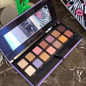 Anastasia Beverly Hills Norvina Eyeshadow palette